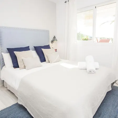 Jardines 16 Beautiful Family Apartment Marbella